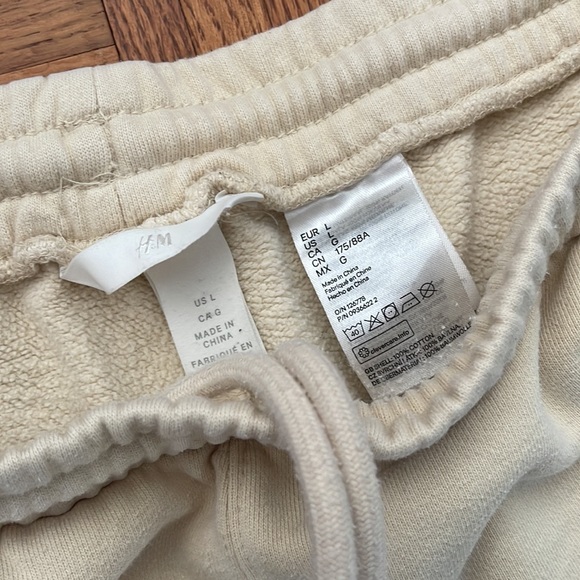 H&M Light Yellow Sweat Pants - Picture 4 of 5